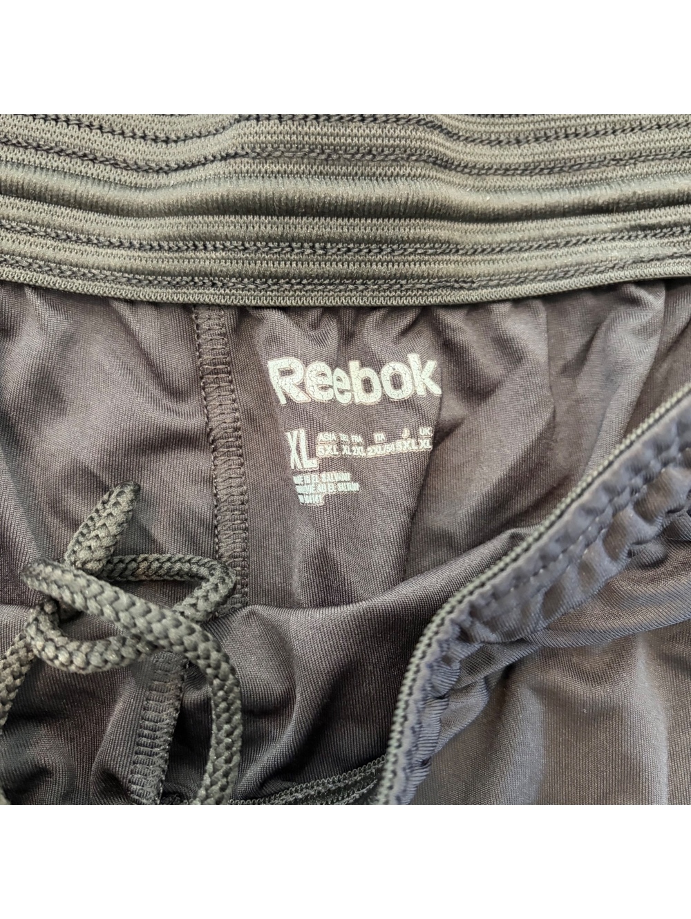 Reebok Men's Black Athletic Shorts XL - Picture 4 of 8
